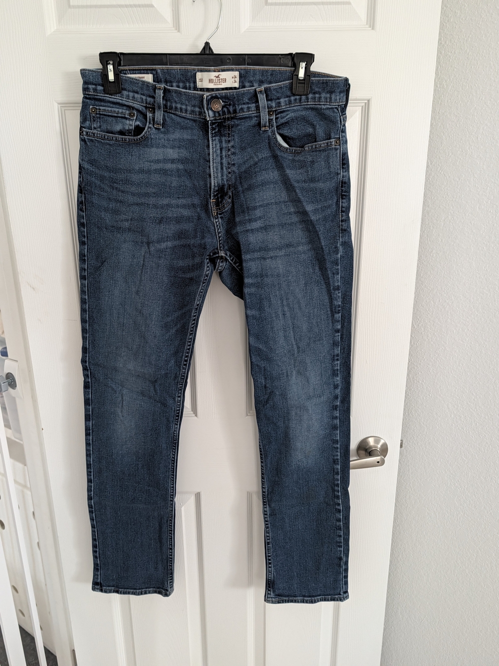 Hollister Slim Straight Dark Wash Blue Jeans